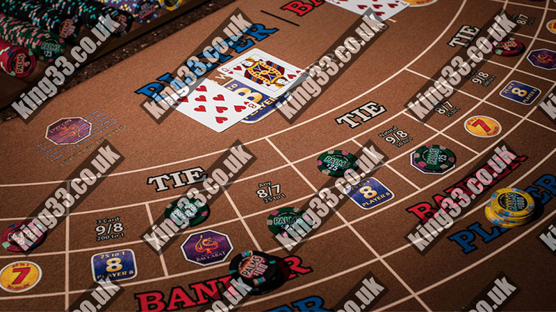 King33 - Các Thế Bài Baccarat Khó Có Thể Cưỡng Lại?